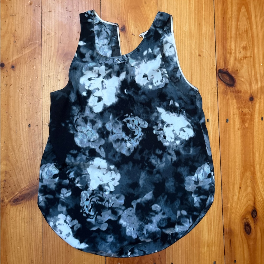 Wilfred Black and Gray Floral Tank Top